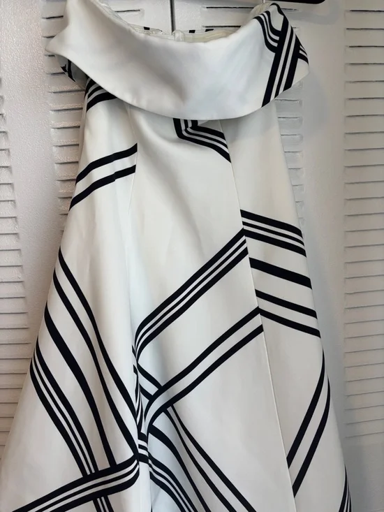 KEEPSAKE White Sleeveless Dress Black Stripe A-Line Elegant Chic - Picture 3 of 15